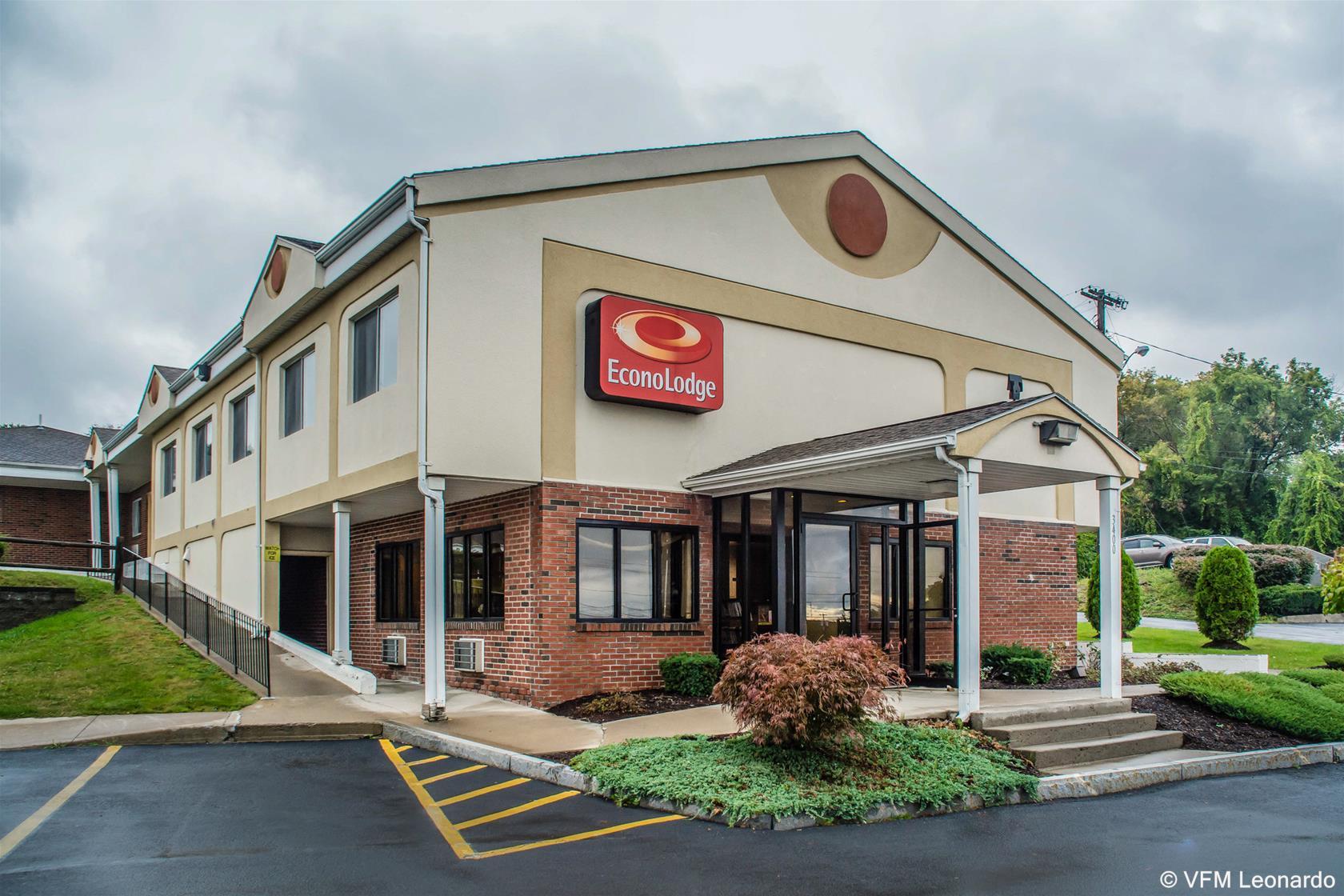 Econo Lodge Dewitt I-90 Eksteriør bilde